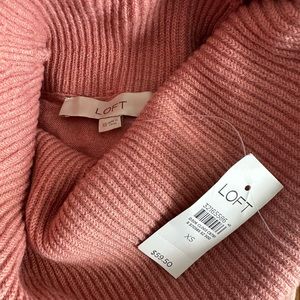 BRAND NEW XS Pink Loft Turtleneck Sweater
